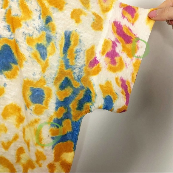 Nally & Millie Colorful Animal Print Oversized Short Sleeve Top Small Medium - Picture 5 of 7
